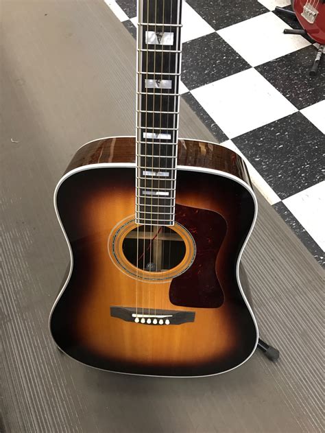 guild dreadnought guitar